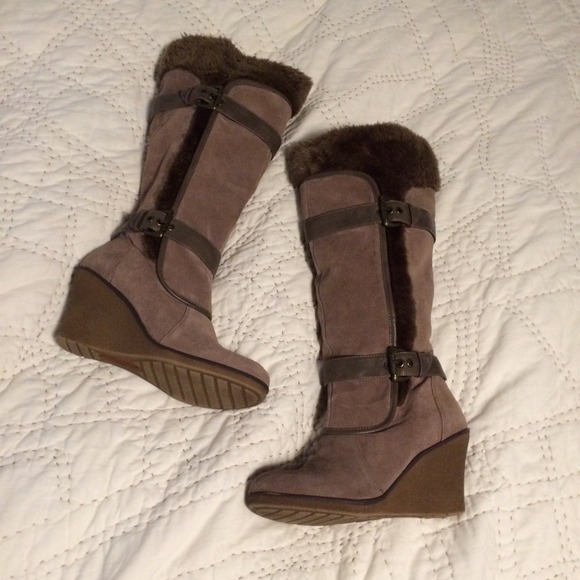 dark tan wedge snow boots