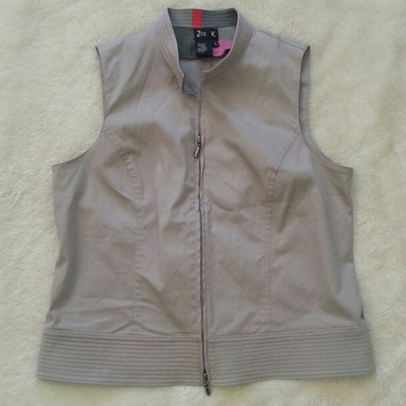 SOLDBUNDLE****ZOE K Vest NWOT - Picture 2 of 4