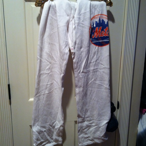 Sweatpants - Picture 2 of 3