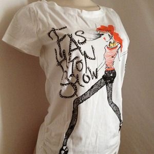 * Temp reduction 💲*Embellished T-shirt