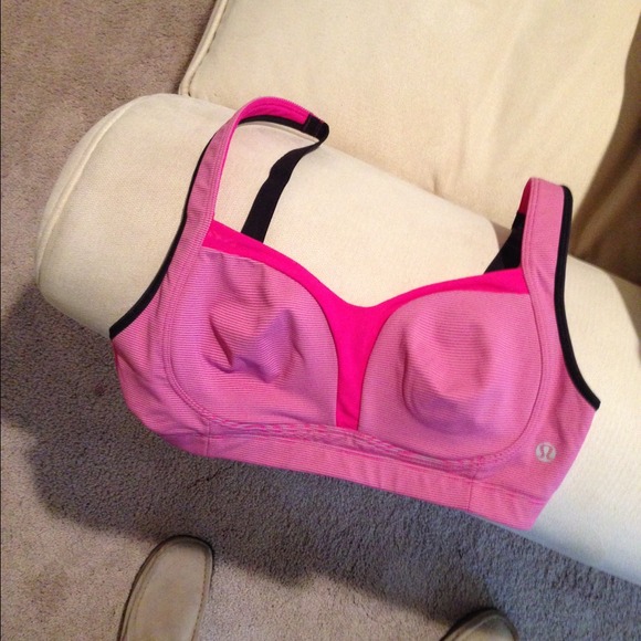 🚫SOLD🚫Lulu lemon athletica sports bra