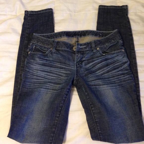 Guess Skinny Jeans.