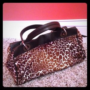 🎉SALE🎉 Tommy Hilfiger leopard printed purse
