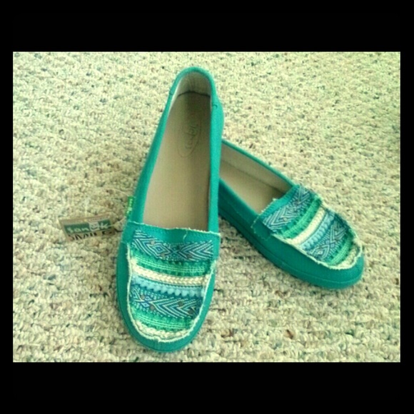 Turquoise shoes