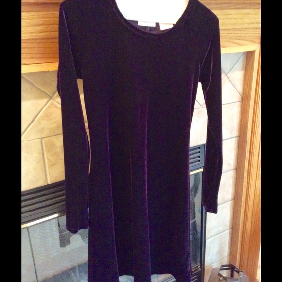 Moda International Dresses & Skirts - Deep Purple Velvet Dress👗👗🎉🎁