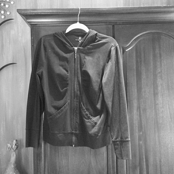 Black New York & Company zip up - Picture 1 of 1