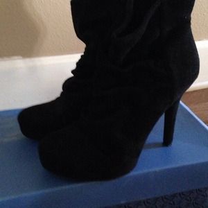 Black ankle boots