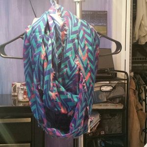 Infinity scarf