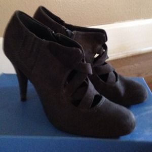 Gray Vera Wang boots