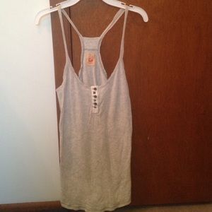 Gray tank top