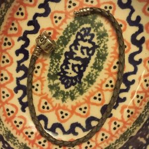 Pandora leather strap bracelete