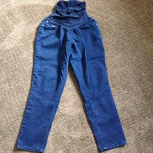 Size XL Jessica Simpson maternity skinny jeans