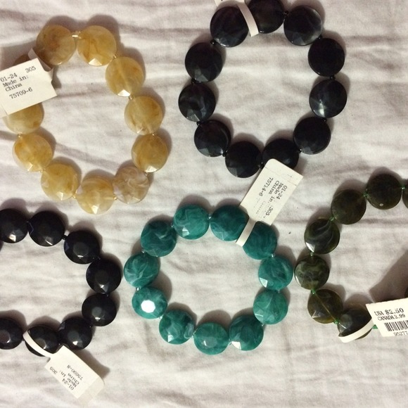 Claire's bracelets