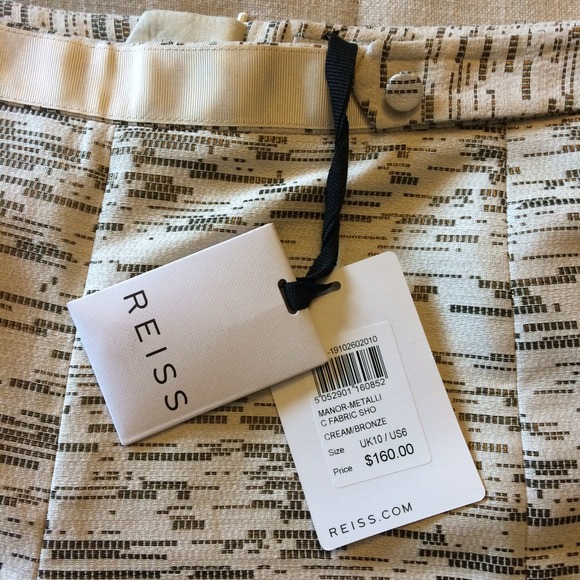 🎉HPx3!🎉 NWT Reiss Cream & Metallic Shorts - Picture 5 of 5