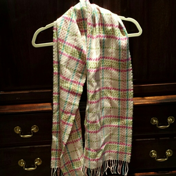 Scarf - Picture 1 of 1