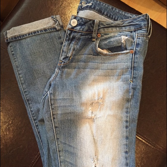 American Eagle Distressed Jeans Size 14