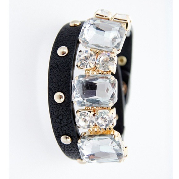 Black / Gold Tone Bracelet