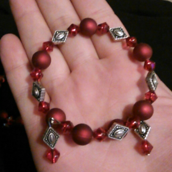 Hand made bracelets - Picture 2 of 3