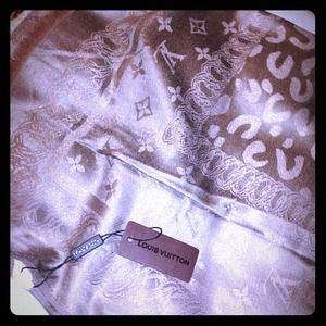 Beige printed scarf -new