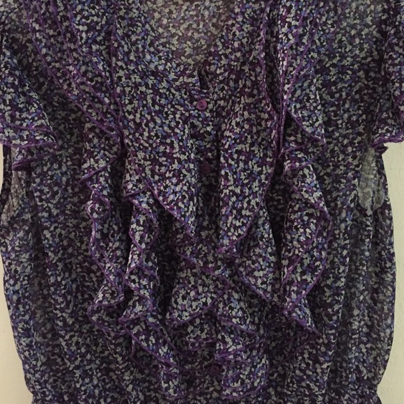 Sunny Leigh Multi-Color Ruffle Top! - Picture 2 of 3
