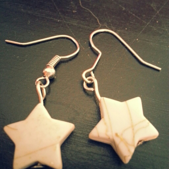 Stone star earrings