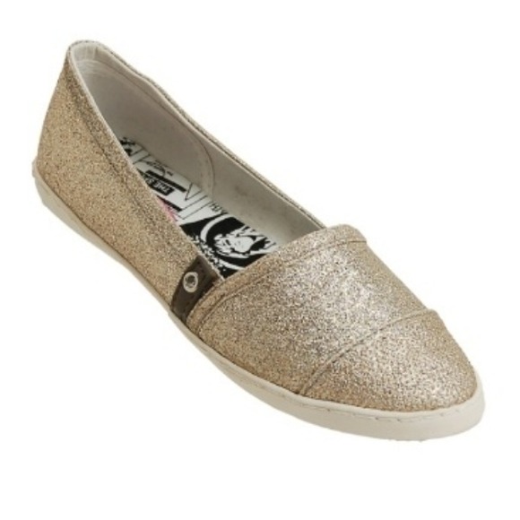Slip on shoes, only worn a few times! - Picture 1 of 4