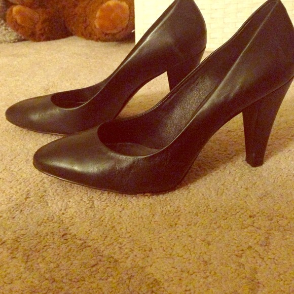 Banana Republic Pumps