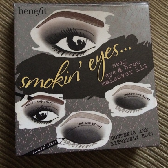 Rare Benefit Smokin' Eyes Palette