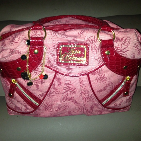 Apple bottom purse