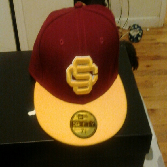 SC FITTED CAP