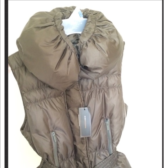 ✨✨SALE✨✨BCBG MAX AZRIA OLIVE NYLON QUILT VEST - Picture 2 of 4