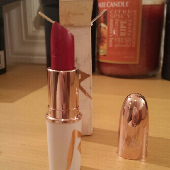 RiRi Woo MAC Lipstick