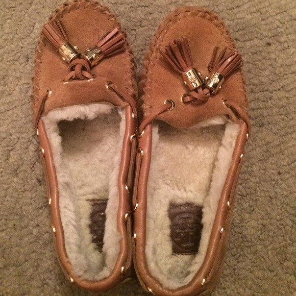 Authentic tory burch suede moccasins tan leather