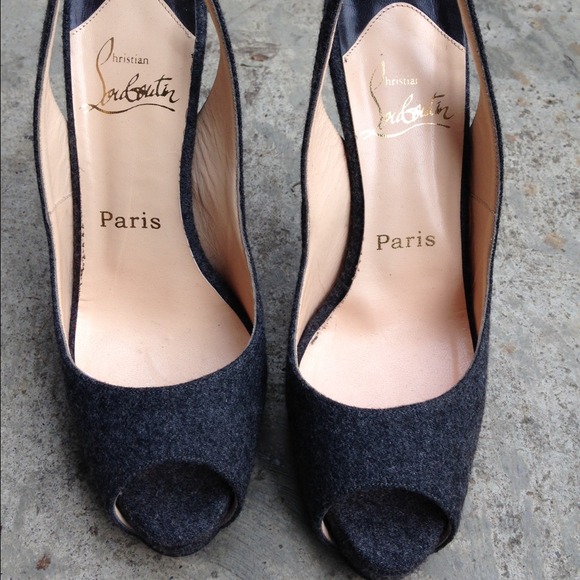 Grey Flannel Slingback Louboutins!37 Euro - Picture 2 of 4