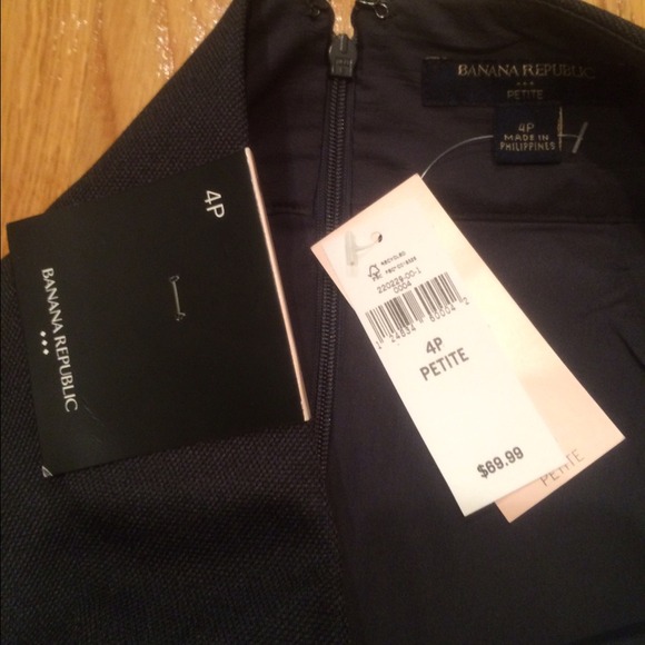 NWT Banana Republic Grey Skirt Size 4 Petite
