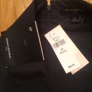 NWT Banana Republic Grey Skirt Size 4 Petite