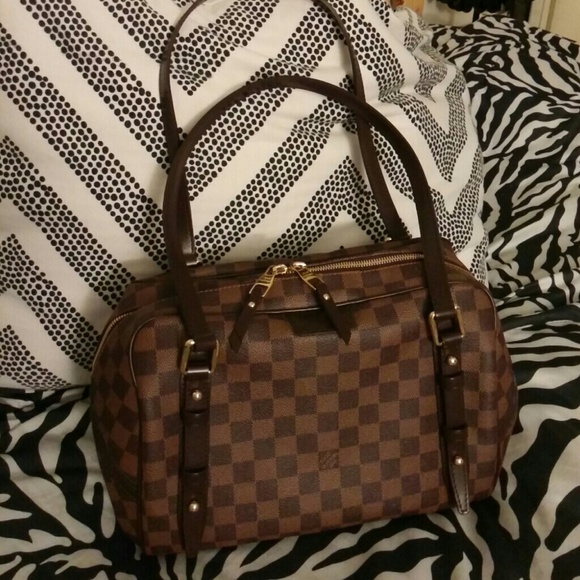 Excellent condition Rivington gm damier