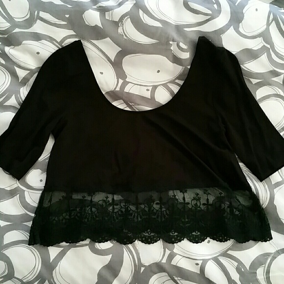 Lace crop top