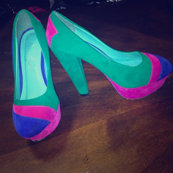 Green pink blue Platform pumps 4"
