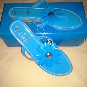 Summer sandals never worn