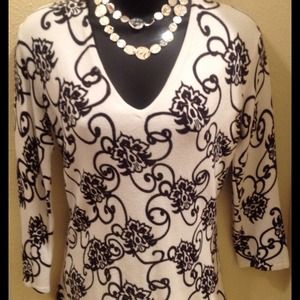 Willi Smith Shirt size Medium--Super Cute!