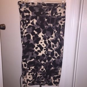 🚨🚨BUNDLED🚨🚨 leopard print midi skirt