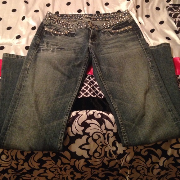 Miss Me jeans. Like new!!