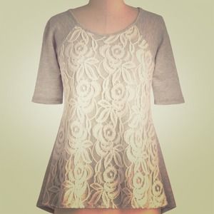 3/5 sleeve grey hi low top lace front shirt