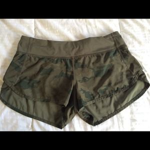 Lululemon camo speed shorts