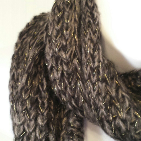 Infinity Scarf - Picture 2 of 3