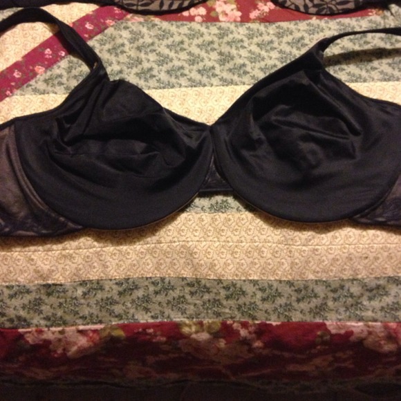 40DD Black bra