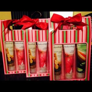 Get all 3 gift sets of body creme 3/pak sets.