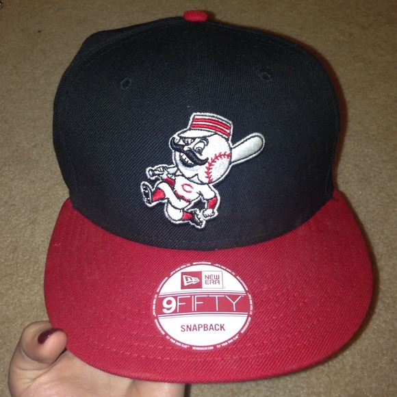 Cincinnati SnapBack - Picture 2 of 4