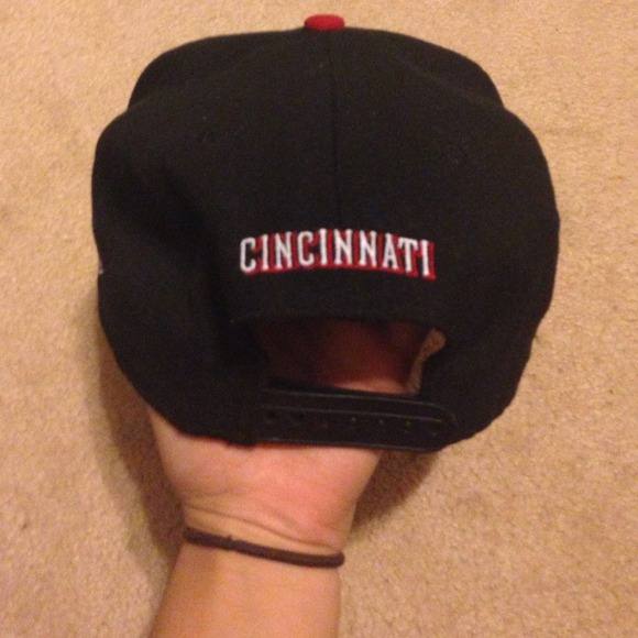 Cincinnati SnapBack - Picture 3 of 4